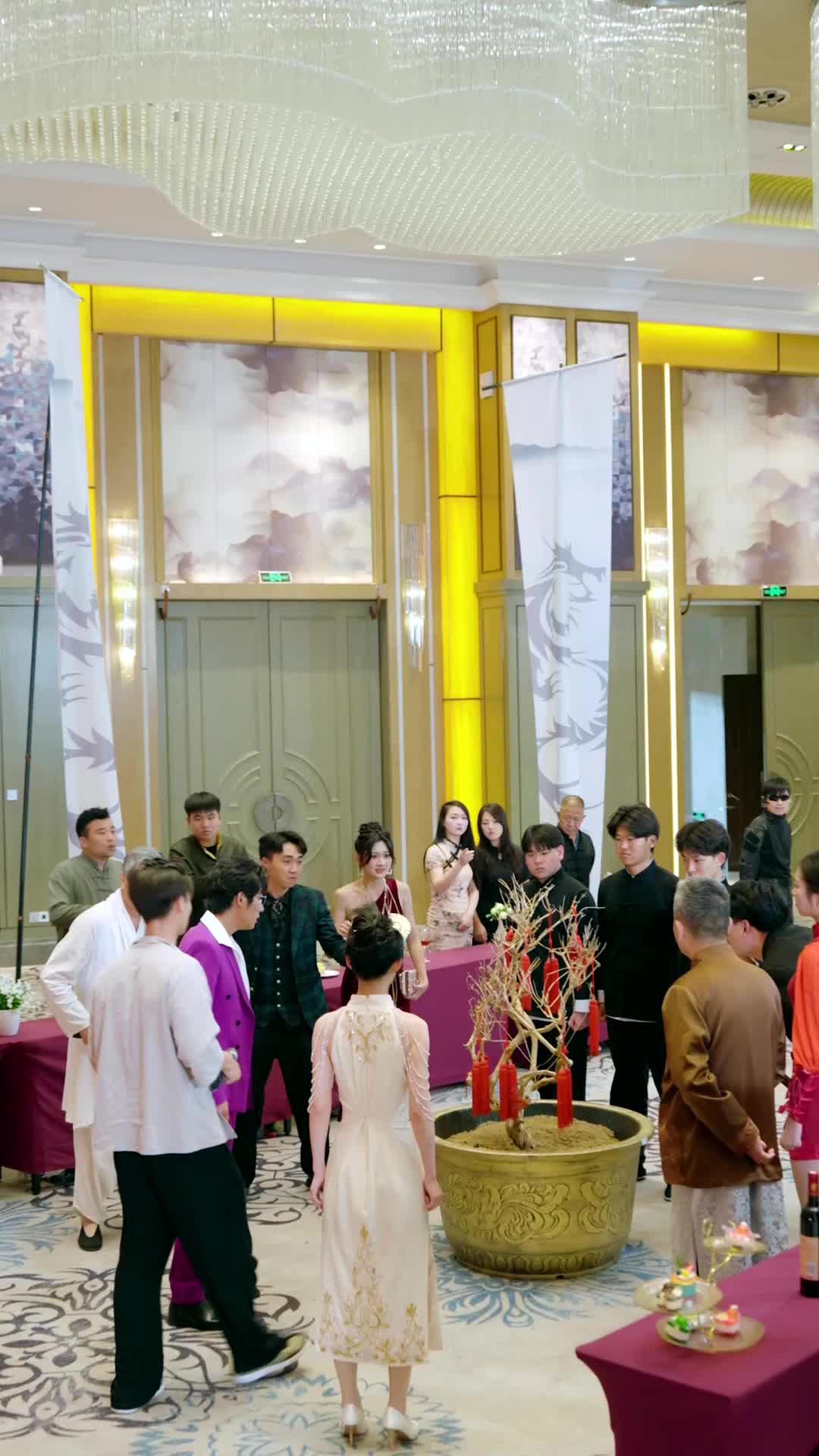 Épisode 38 - Trois Aiguilles pour la Sirène: Le Guérisseur Suprême